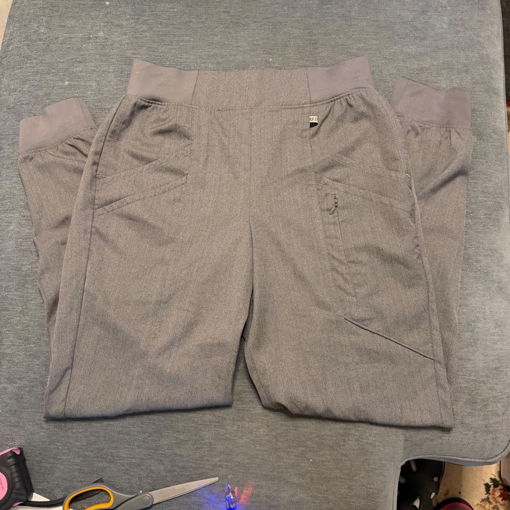 ClimateRight by Cuddl Duds Womens Small Grey Joggers Pockets RN 34452 S/CH